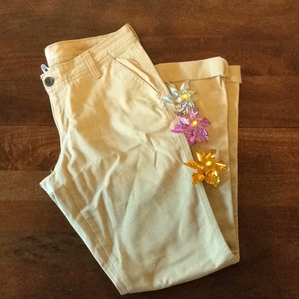 The Diva Old Navy Khakis